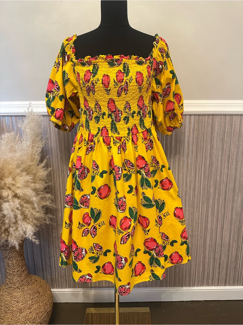 Eloquii Pomegranate Print Smocked Dress Size 20 Yellow Puff Sleeve Cottagecore
